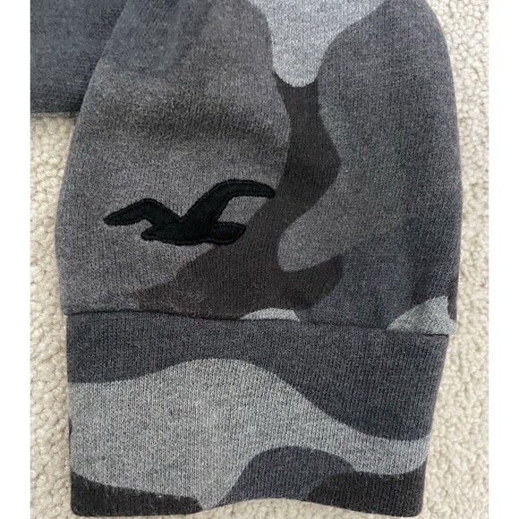 Hollister Girls Medium Boxy Black/Gray Camo Cropped Hoodie - Picture 7 of 9